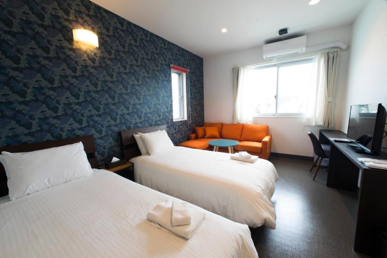 Hostel Sunterrace Ishigaki Ishigaki  Екстер'єр фото